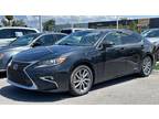 2017 Lexus ES 300h