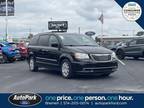 2016 Chrysler Town & Country