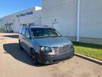 2008 Chrysler Town & Country