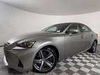 2019 Lexus IS
