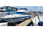 29 foot Bayliner 2958 Command Bridge