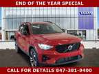 2024 Volvo XC40 Plus Dark Theme