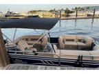 2022 Sun Tracker Party Barge 20 DLX
