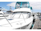 1995 Carver 325 Aft Cabin