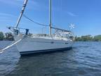 1999 Beneteau Oceanis 411 Boat for Sale