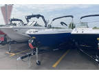 2023 Hurricane SunDeck Sport 205 IO