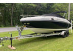 2010 Rinker Captiva 246