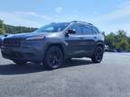 2017 Jeep Cherokee Sport