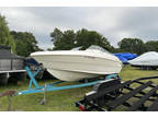 1993 Larson 220 Midcabin