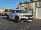 2020 Volkswagen Tiguan SE R-Line Black