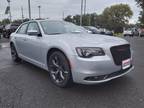 2023 Chrysler 300 S V6