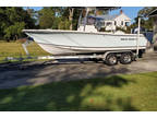 2014 Sea Hunt Triton 210
