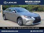 2017 Lexus ES 300h