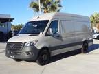 1994 Mercedes-Benz Sprinter Cargo 170 WB High Roof