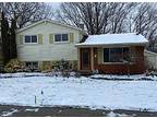 41664 Riveroaks Dr, Plymouth, Mi 48170