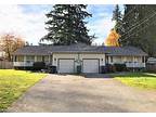 Lovely House. 620 Harvest Rd, Bothell, Wa 98012