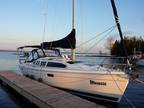 1995 Hunter 336 Boat for Sale