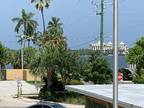 31 S Golfview Rd #11, Lake Worth Beach, FL 33460