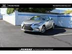 2017 Lexus ES 300h