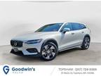 2022 Volvo V60 Cross Country