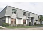 284 69th Ave NW #280, Plantation, FL 33317