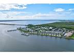 3373 NE Aviary Pl, Jensen Beach, FL 34957