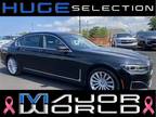2022 BMW 740i
