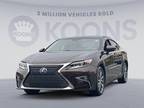2018 Lexus ES 300h
