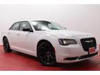 2019 Chrysler 300