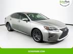 2017 Lexus ES 300h