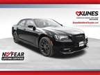 2023 Chrysler 300