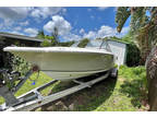2013 Sea Hunt Escape 188 LE