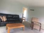 $1,000 / 2br - Student rental-2 Bedroom upper Fredonia utilities incl.