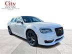 2023 Chrysler 300 Touring L