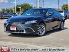 2022 Lexus ES