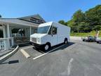 2013 Ford E-350 and Econoline 350
