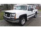 2003 Chevrolet Avalanche White, 126K miles