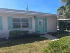 402 Dorchester Pl #41, Sun City Center, FL 33573
