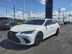 2022 Lexus ES 300h