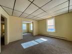 30 Willow St #4C, Waterbury, CT 06710