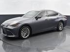 2019 Lexus ES 300h