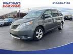 2012 Toyota Sienna