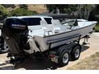 1980 Boston Whaler 170 Montauk