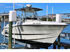 2000 Hydra Sports 2596 Vector