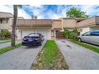 8237 8th St NW #4, Plantation, FL 33324