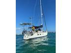 1995 Hunter Legend 40.5 Boat for Sale