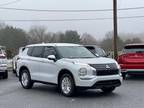 2024 Mitsubishi Outlander ES