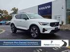 2024 Volvo XC40 Plus Dark Theme