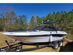 2002 Four Winns 220 Horizon