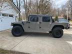 1989 Hummer M998